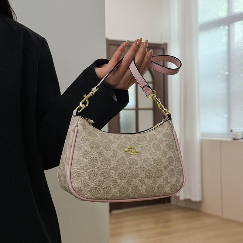 Luxury Lifestyle Fashion - Luxury Women High End Leather Elegant